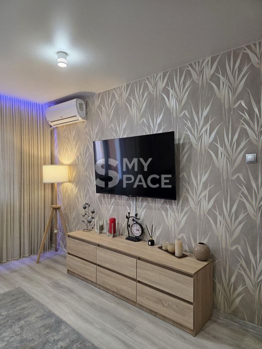 1к 37м на Борщагівці Зодчих Жолудєва Швидкісний трамвай ринок Дніпро