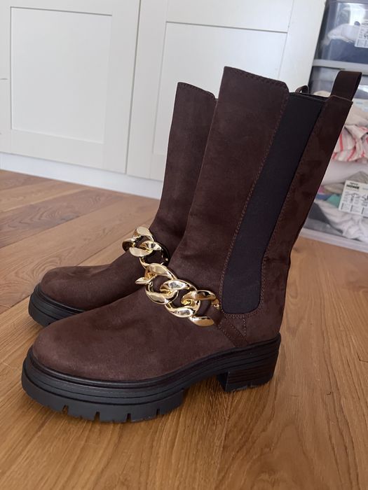 Nowe, bez pudełka botki 37