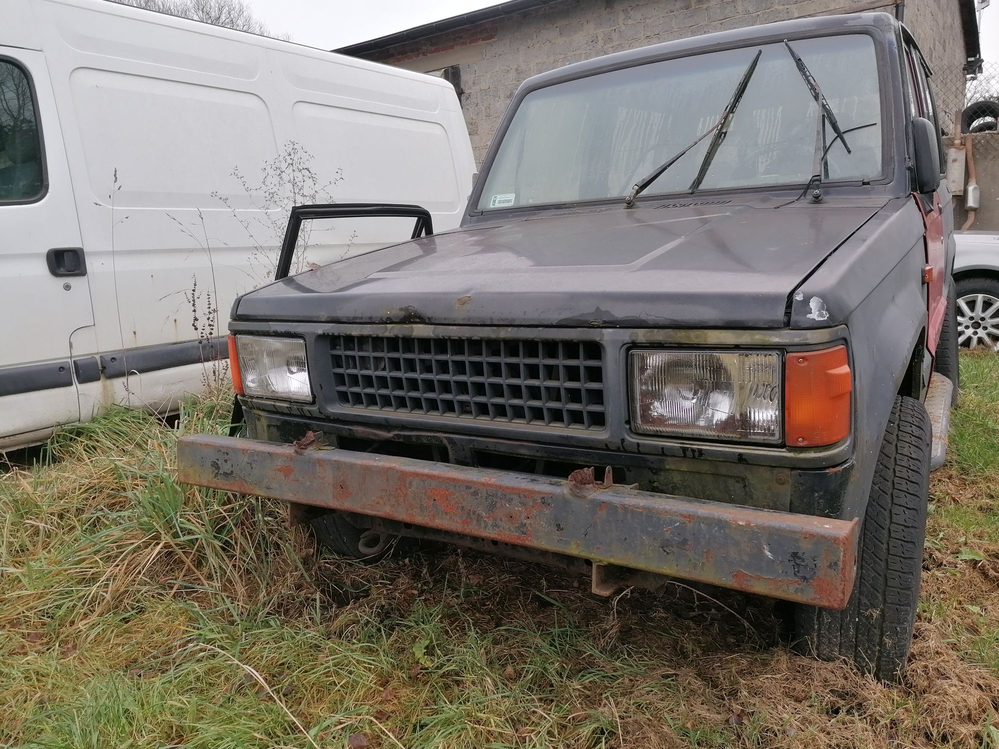 Isuzu troper 2.6  Most Reduktor Skrzynia