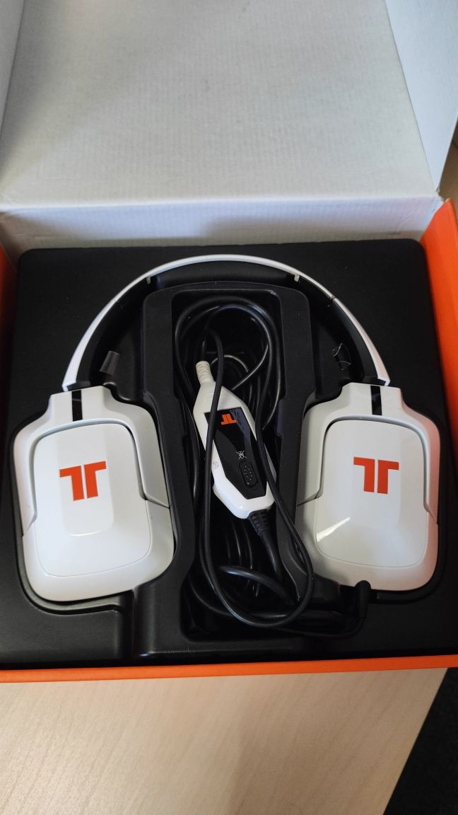 Karta dźwiękowa Tritton 720+, słuchawki, cały zestaw