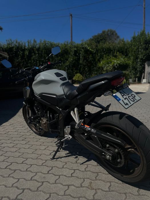 Vendo cb650R, em excelente estado