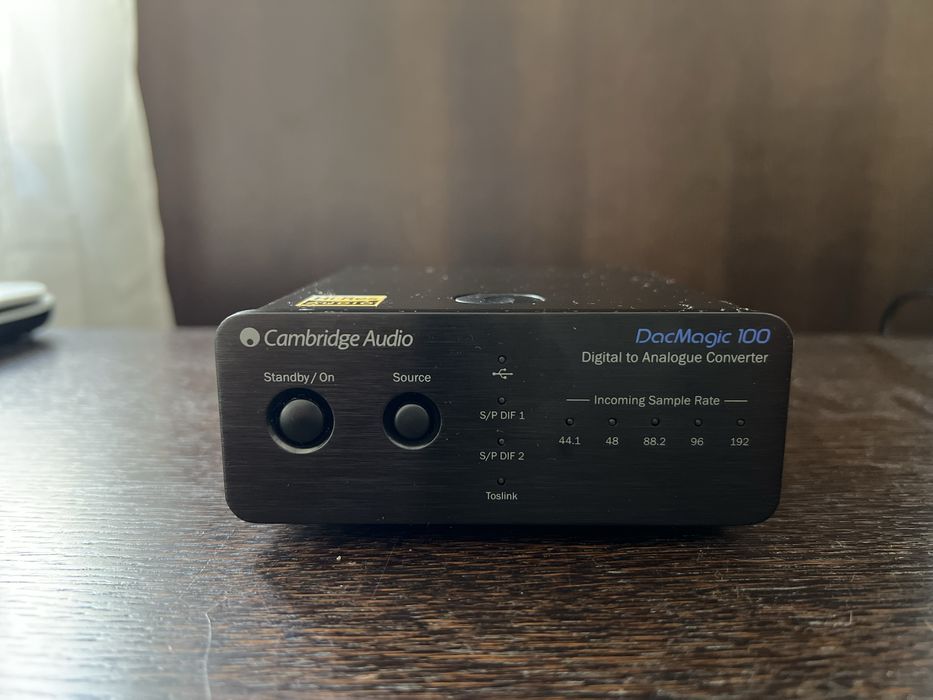 DacMagic 100 Cambridge - przetwornik cyfrowoanalogowy czarny