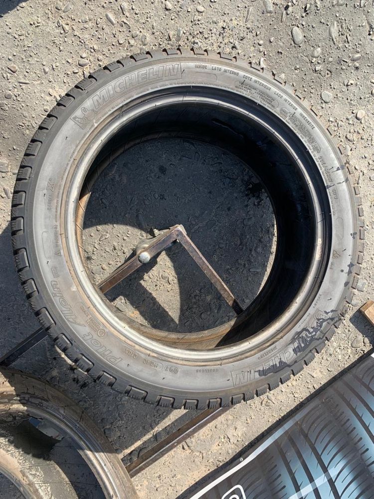 Шини 235/45 R17 Michelin 7,8мм, зима, 2023р