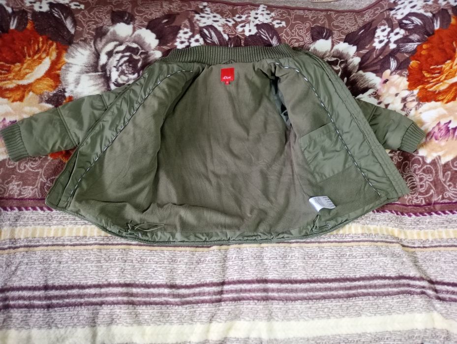 Продам дитячу куртку s,Oliver розмір 128-134