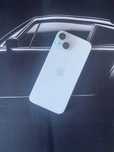 iPhone 15 87% Baterii