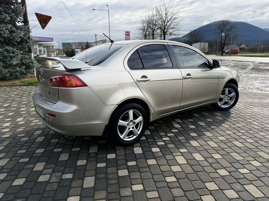 mitsubishi lancer x 2008рік