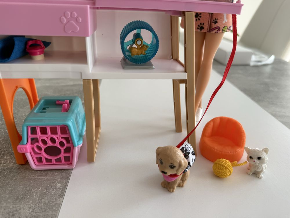 Barbie loja de animais