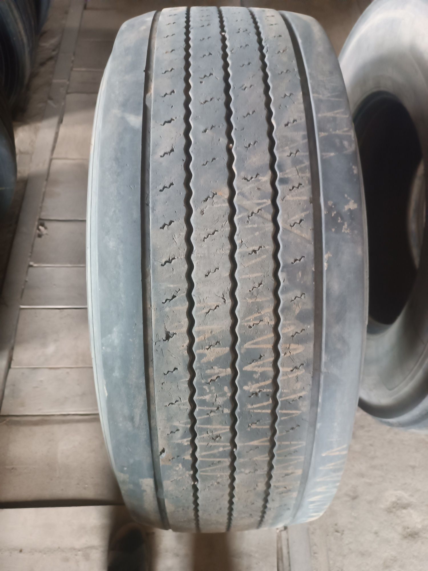 Шини 385/65r22.5 розпаровки Michelin, Matador, Yokohama