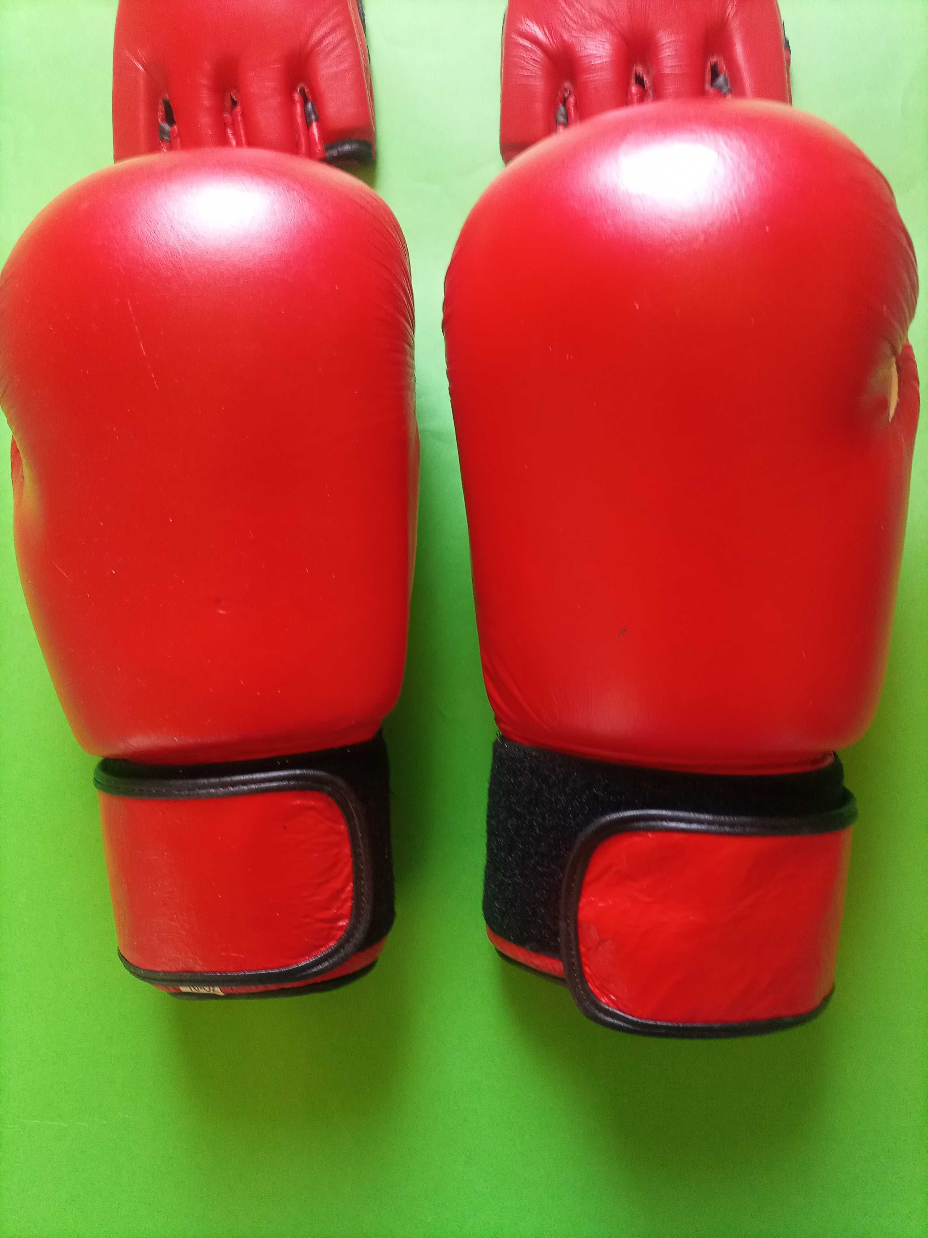 Rękawice bokserskie czerwono białe