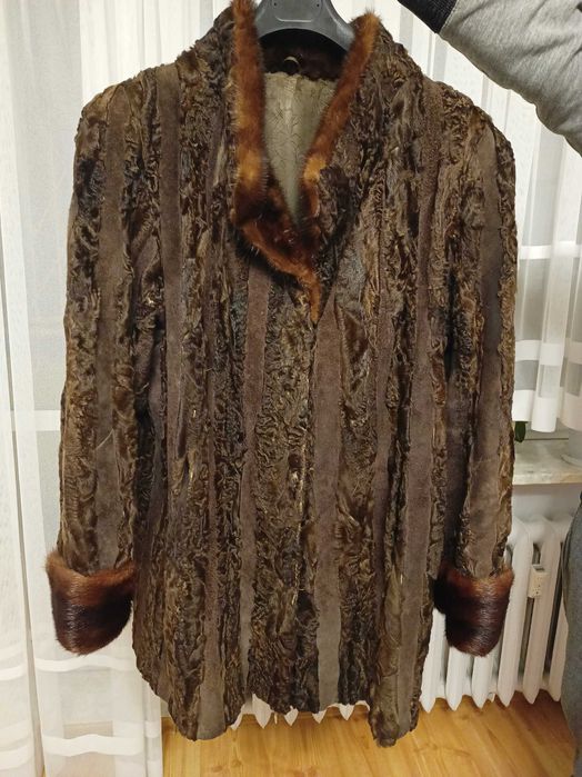 Futro używane  / KARAKUŁY /
