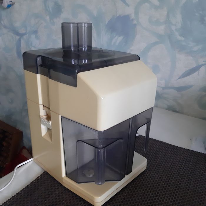 Продам соковижималку