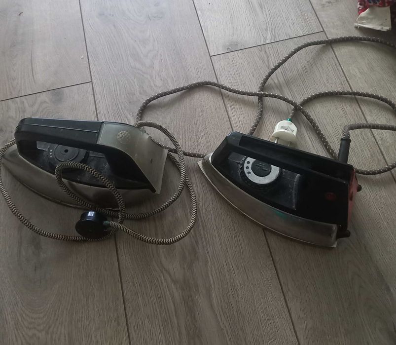 Утюги  ,йогуртниця,плдрібнювач-блендер