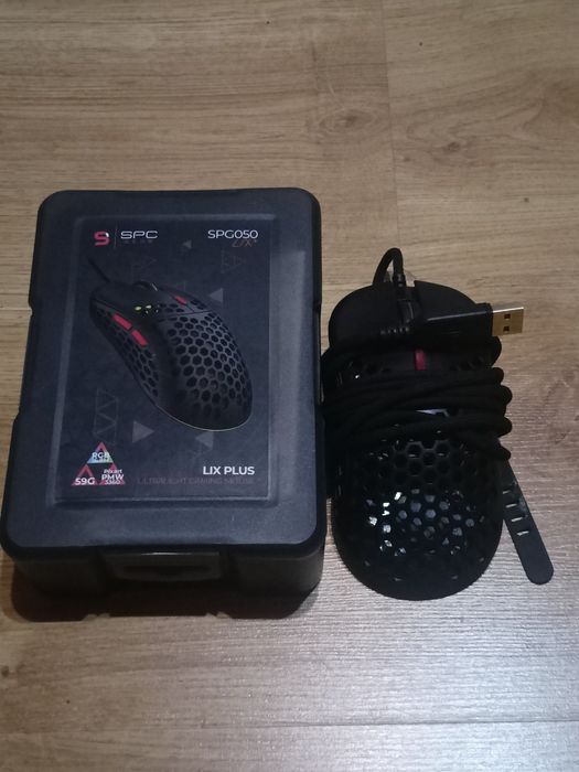 Myszka gamingowa Spc gear lix plus
