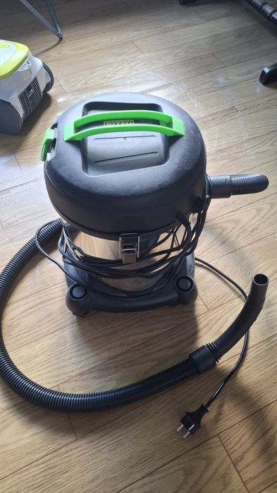 Sprzedam odkurzacz przemysłowy