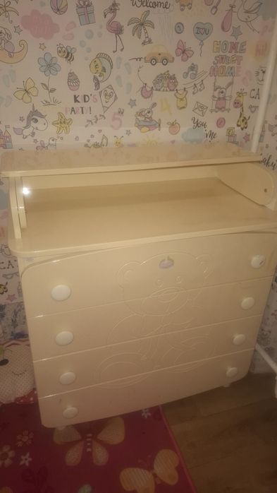 Детская кровать,шкаф,пеленатор/комод,пенал,столик