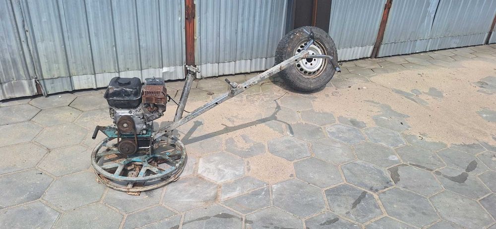 Zacieraczka kreber k600r6 + 4kpl. łopatek, 2 dyski