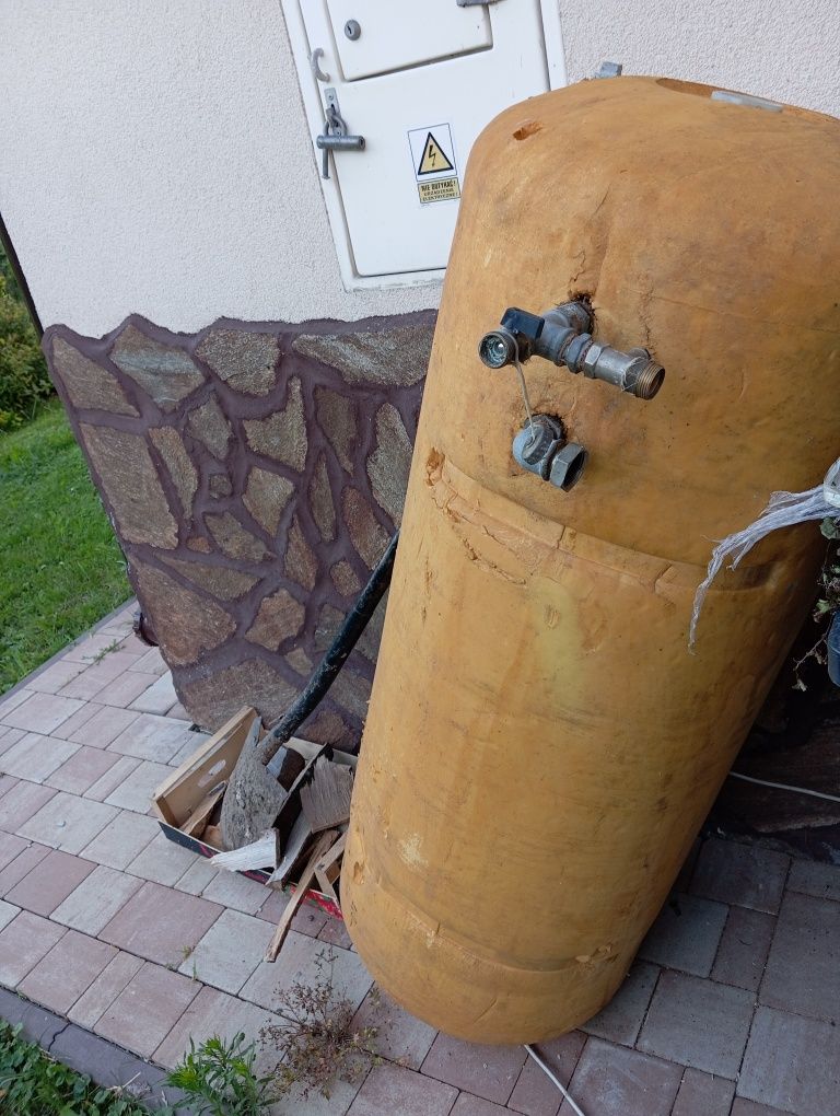 Bojler 150 litr z płaszczem wodnym