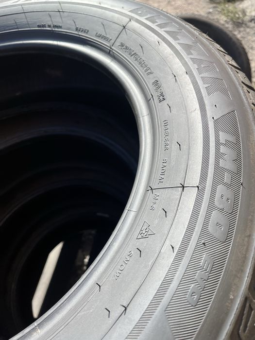 Шини 225/65 R17 Bridgestone Blizzak LM-80 EVO резина бу зима