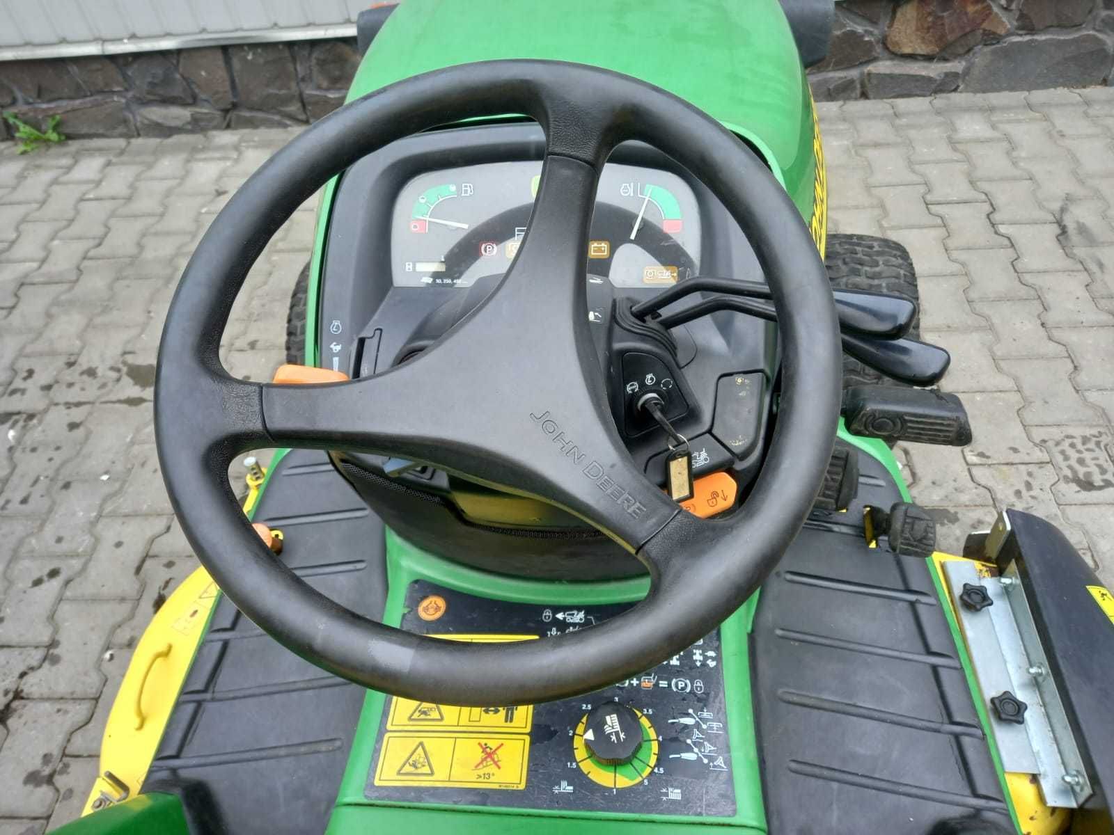 Profesjonalna kosiarka traktorek z koszem John Deere X495