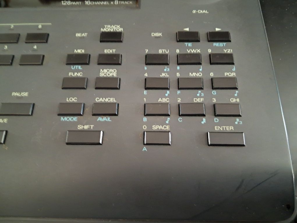 Roland MC-50 Micro Composer (1991 MIDI Sequencer)