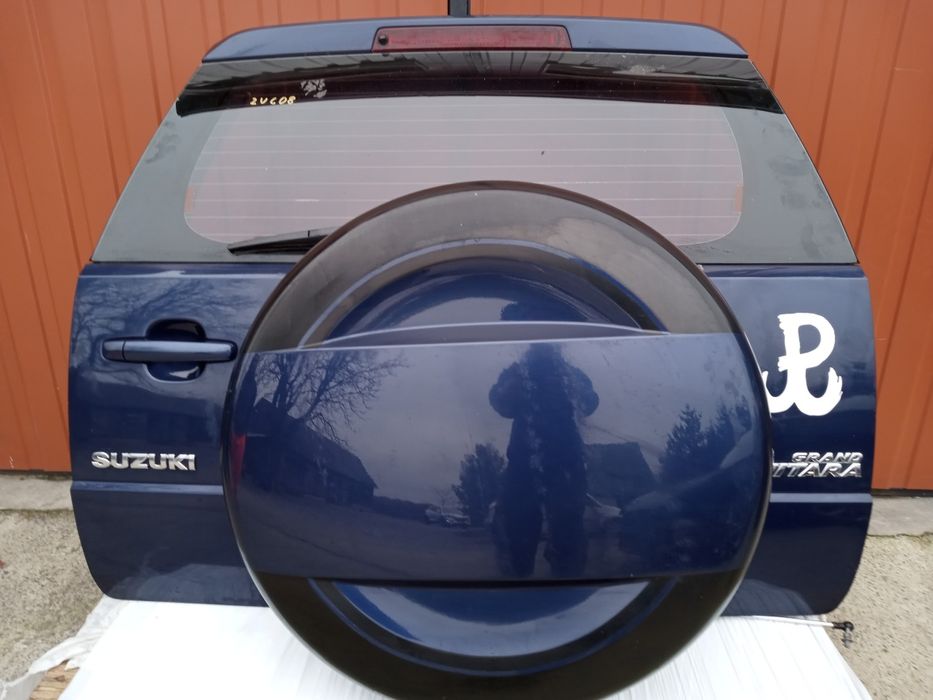 Suzuki Grand Vitara 2 Klapa bagażnika Kompletna