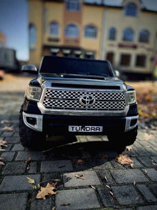 дитячий Джип Toyota Tundra