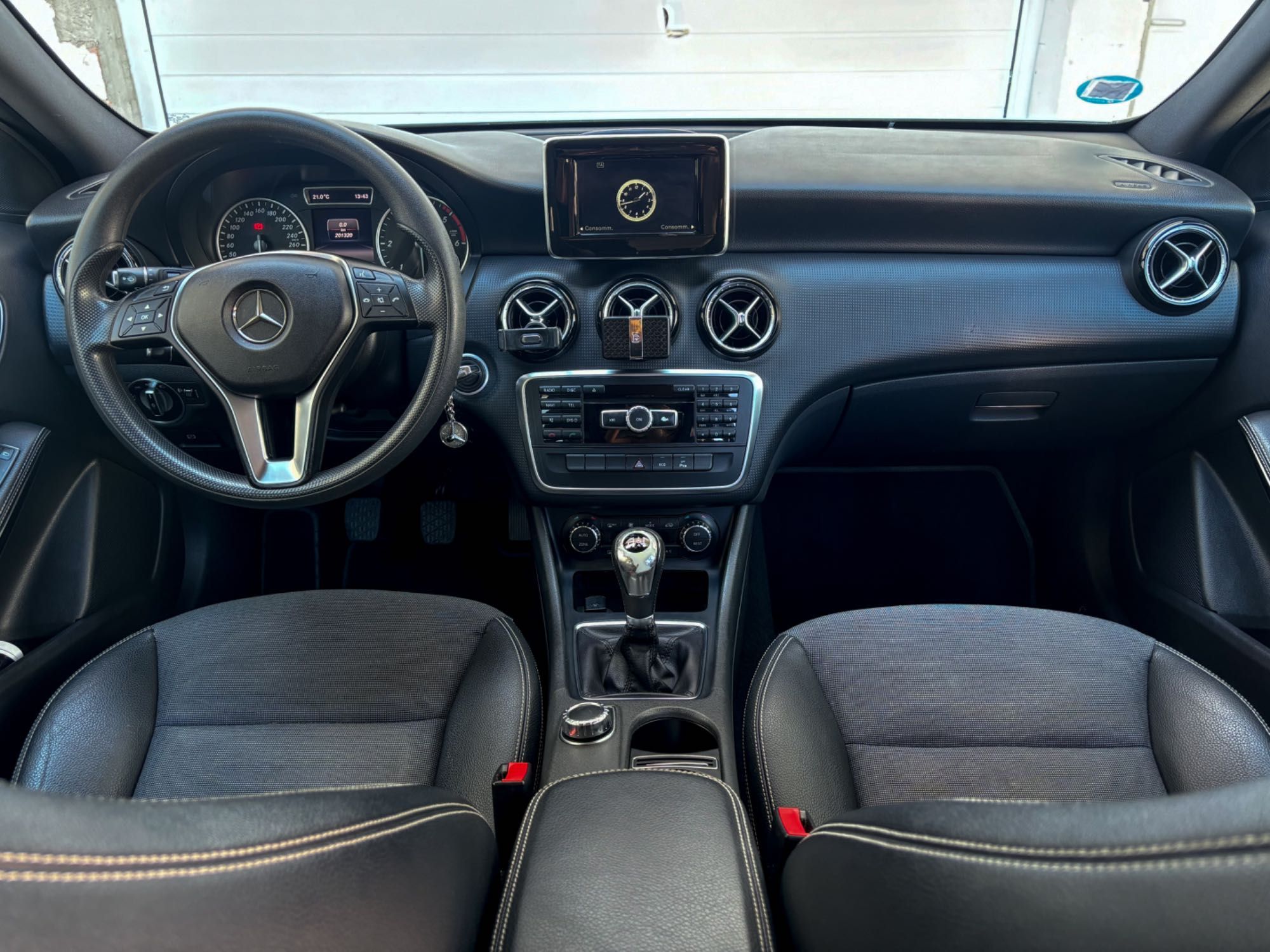 Mercedes Benz A180