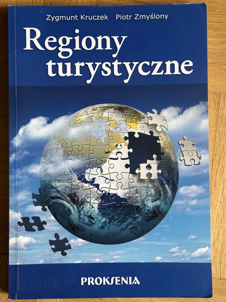 Książka Regiony turystyczne Z. Kruczek P. Zmyślony