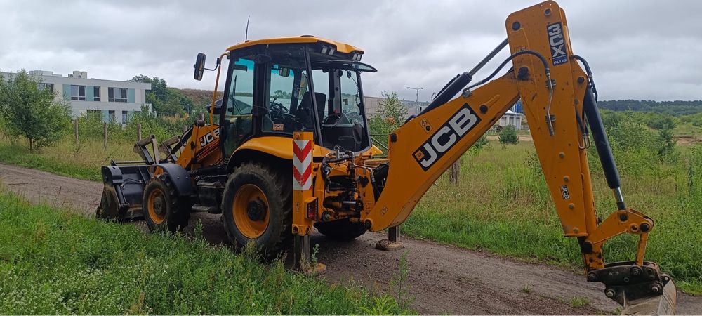 Koparko-ładowarka JCB3CX Contractor