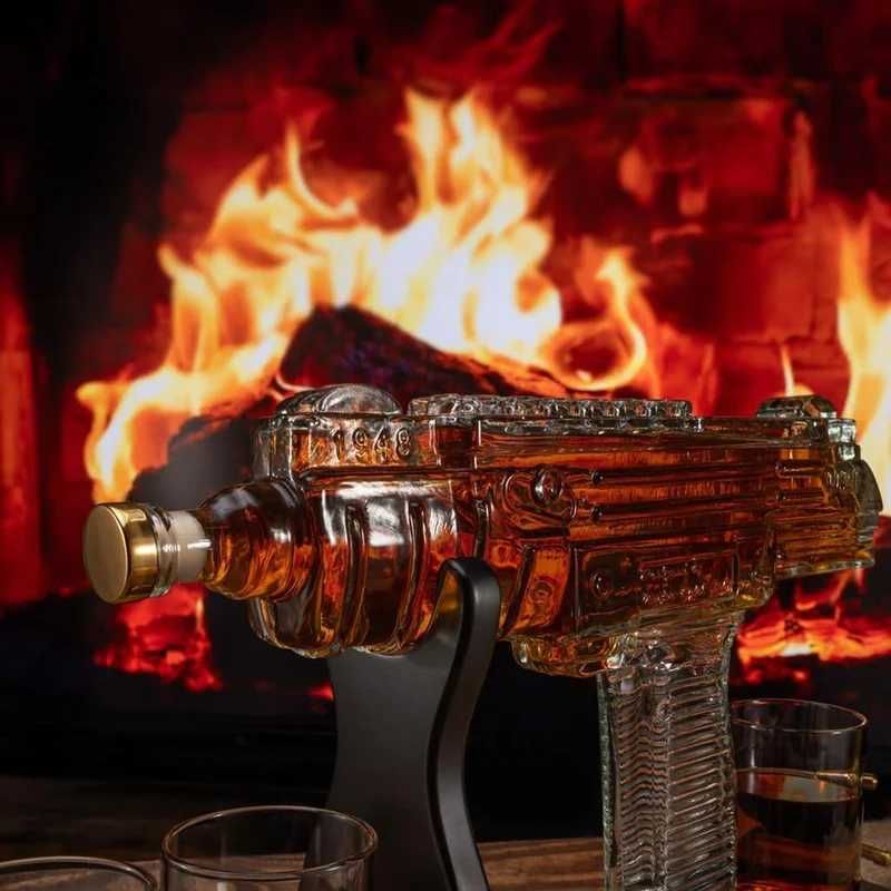 Подарунковий набір для чоловіка Uzi на дерев'яній підставці 1 літр