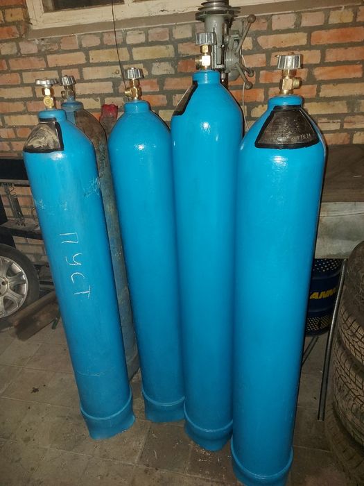 Продам балони кисневі, вуглекислотні