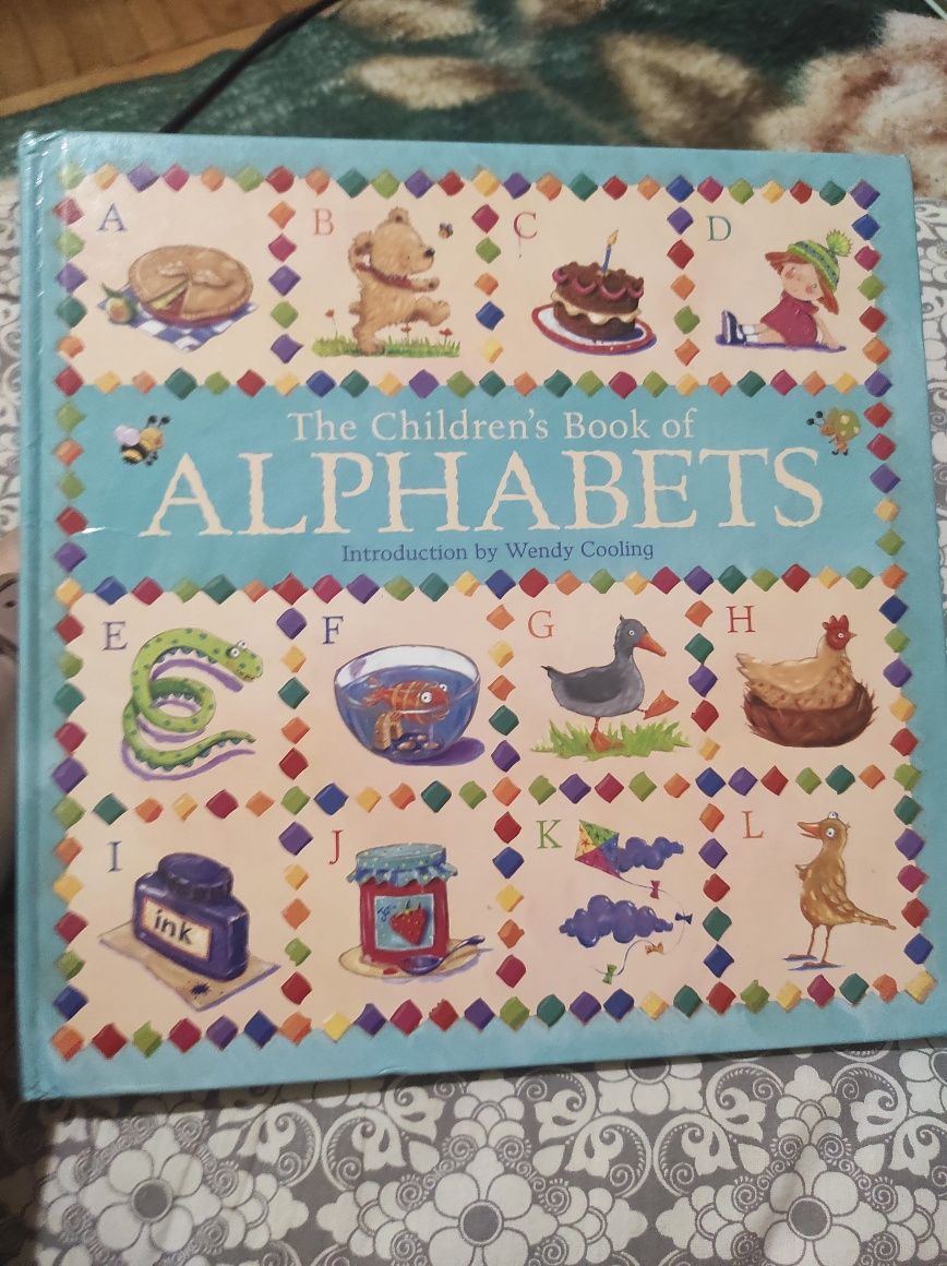 Англійська абетка The children's book of Alphabets