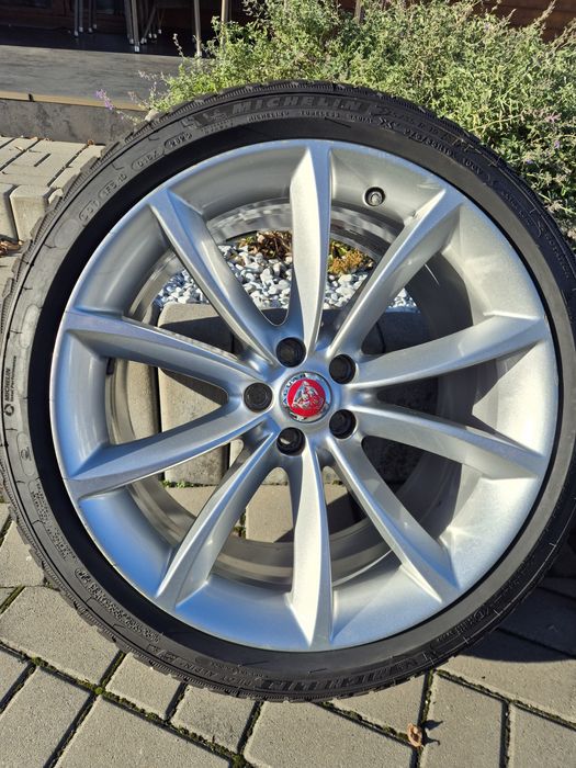 Koła zimowe Jaguar 19" komplet oryginalne stan bardzo dobry z oponami