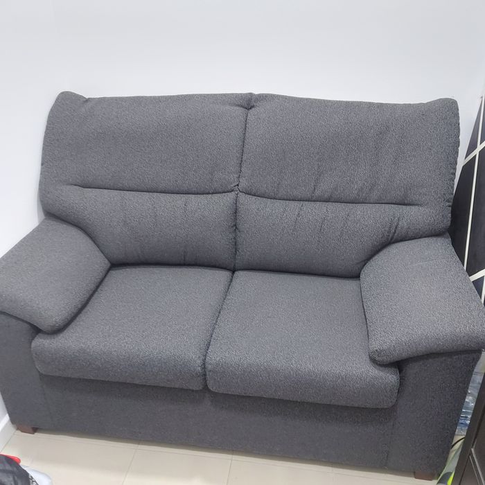 Vendo Sofá de 2 lugares cinzento