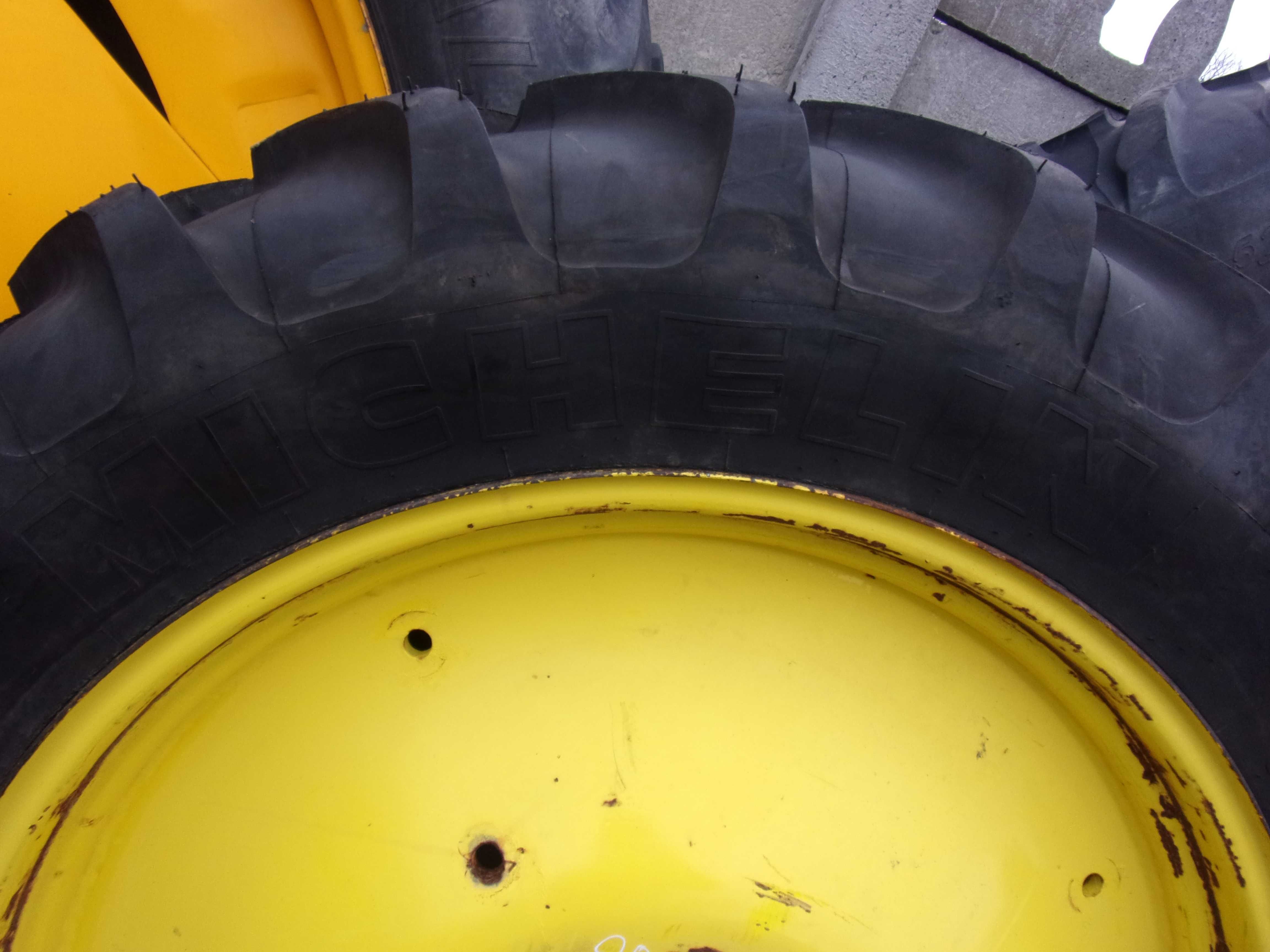 koła felgi międzyrzędowe wąskie 12,4 x 36 12,4 x 52  john deere 1,5 m