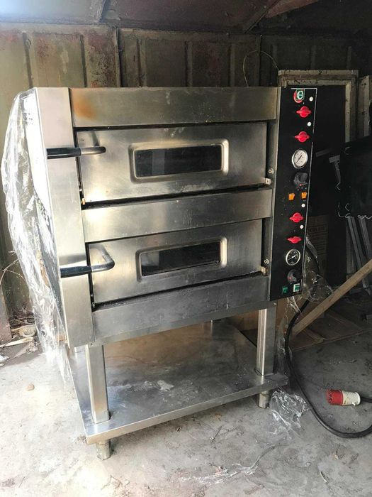 Печь для пиццы Cuppone PA/24S-С с подставкой  и вытяжным зонтом