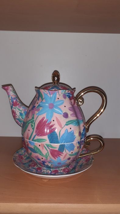 Чашка + заварник .