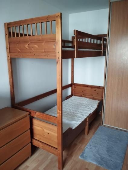 Łóżko dziecięce IKEA Leksvik – rośnie razem z dzieckiem