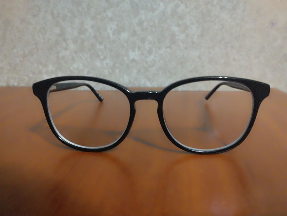 Продам окуляри, оправа Guess, лінза Kodak