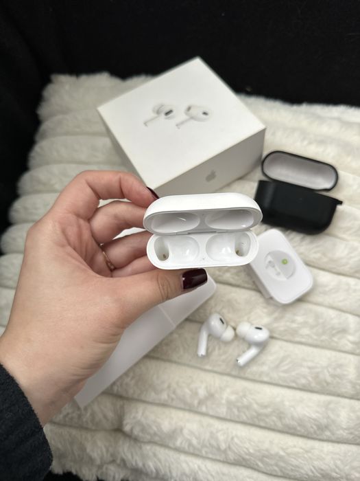 Бездротові навушники Apple AirPods Pro 2nd Gen witch USB - C