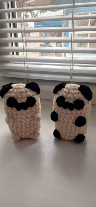 В'язана іграшка Мопс. Іграшка ручної роботи