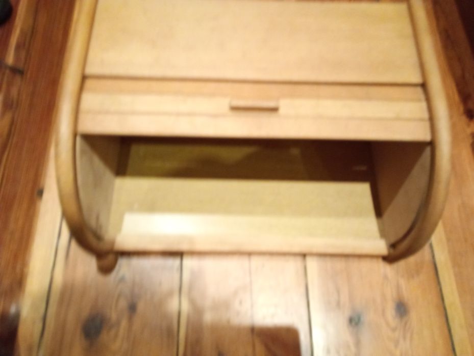 Pojemnik na chleb drewniany