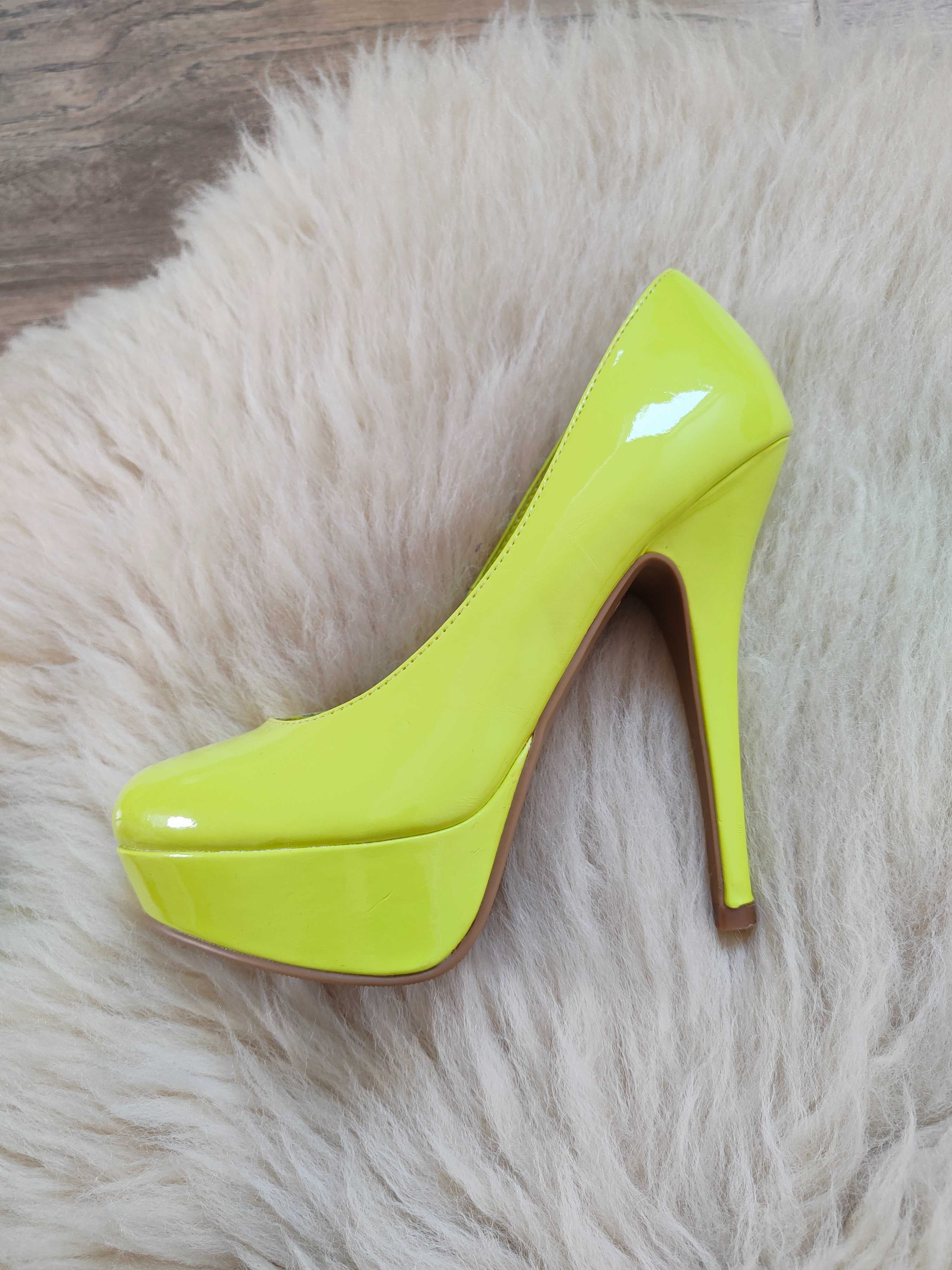 Neonowe szpilki Buty New Look Platformy 37 Żółte