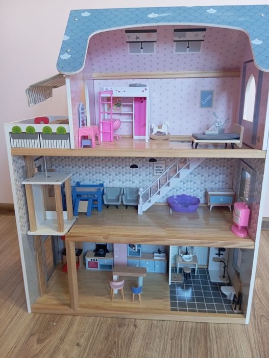 Domek dla lalek . Wielka okazja