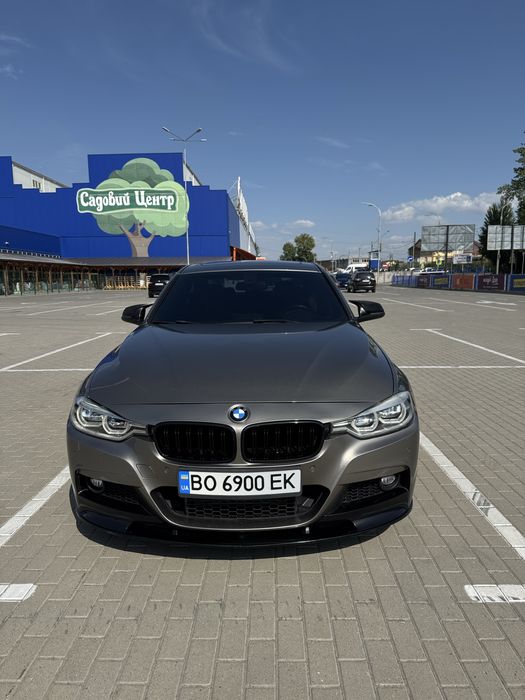 BMW F30 328i, торг присутній