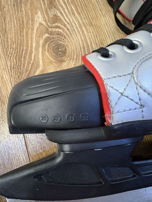 Łyżwy regulowane 31-34, prawie nieużywane