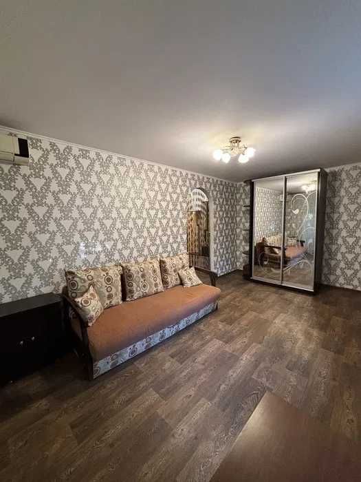 Сдам 1к квартиру на Олександра Поля 98,Кирова