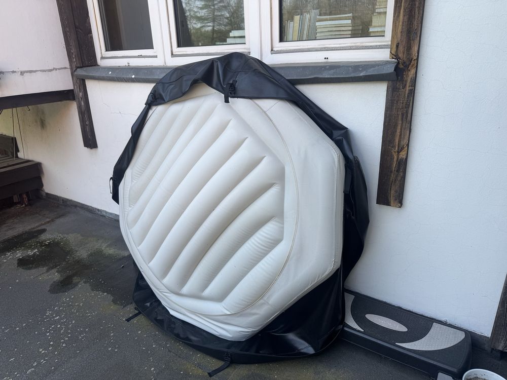 Jacuzzi INTEX 1100 l 6 osobowe