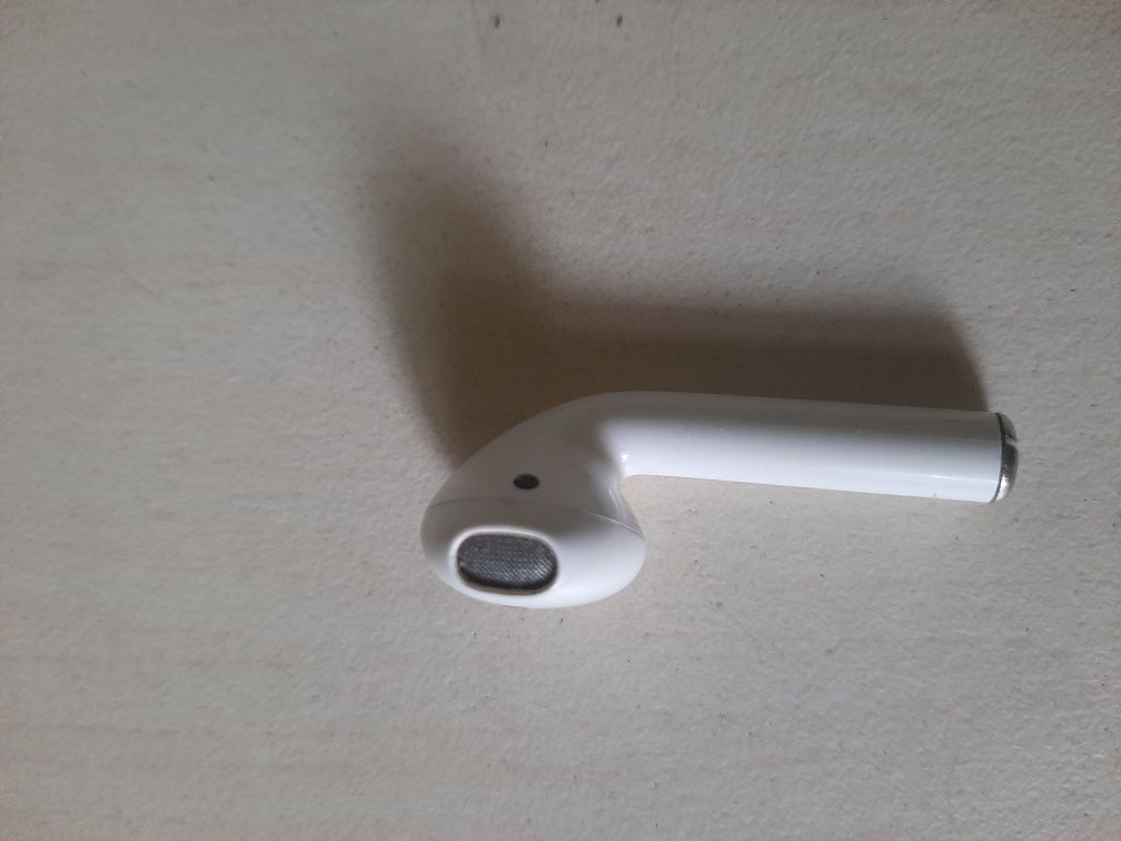Lewą suchawka Apple airpods 2 generaci