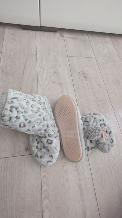 Дитячі теплі капці - чобітки для дівчинки